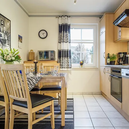 Hafenstrasse 38 Whg 5 *